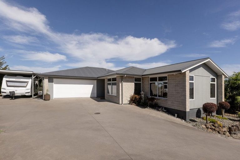 Photo of property in 5 Damien Place, Ohauiti, Tauranga, 3112