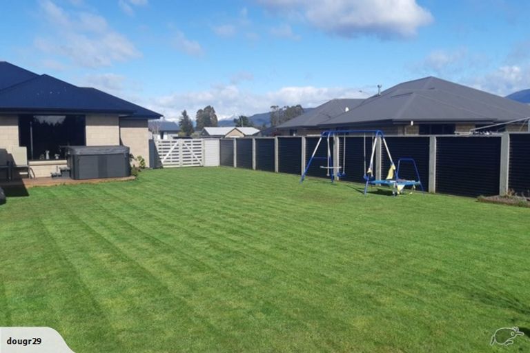 Photo of property in 27 Orbell Crescent, Te Anau, 9679