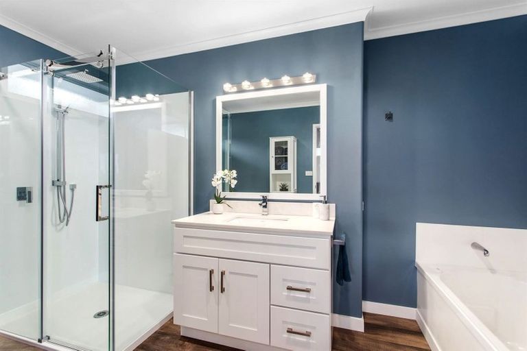 Photo of property in 27 Waterford Avenue, Ohope, 3121