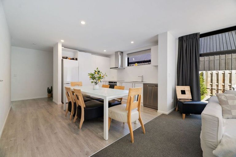 Photo of property in 54 Red Cottage Drive, Lake Hayes, Queenstown, 9304