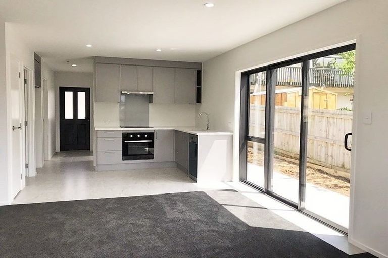 Photo of property in 4 Mutetai Road, Clarks Beach, 2122