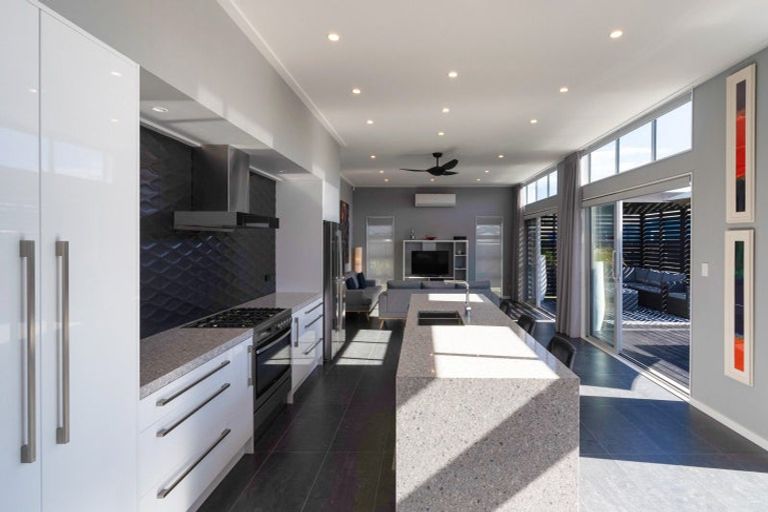 Photo of property in 30a Moana Street, Otaki Beach, Otaki, 5512