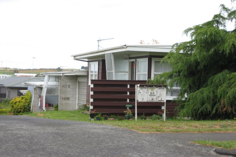 Photo of property in 2/56 Glasgow Road, Pukekohe, 2120
