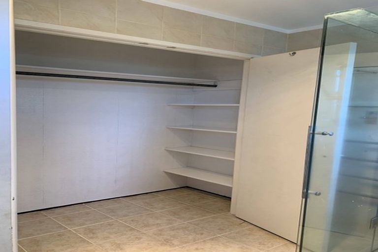 Photo of property in 45 Agincourt Street, Glenfield, Auckland, 0629