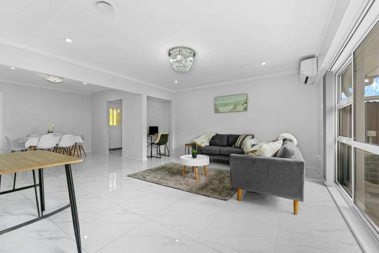 Photo of property in 2/56 Great South Road, Papatoetoe, Auckland, 2025