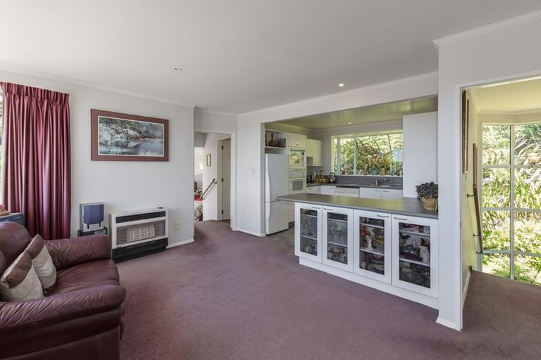 Photo of property in 6 Iona Place, Papakowhai, Porirua, 5024