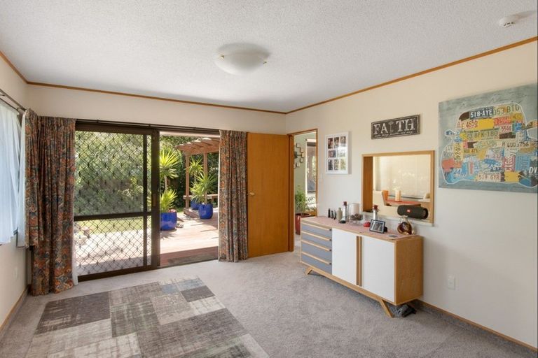 Photo of property in 29 Roskilda Crescent, Taradale, Napier, 4112