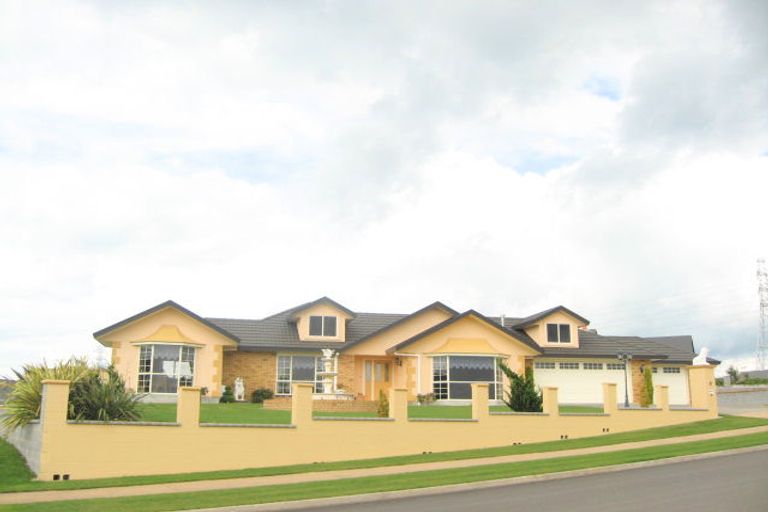 Photo of property in 59 Shelter Grove, Frankleigh Park, New Plymouth, 4310