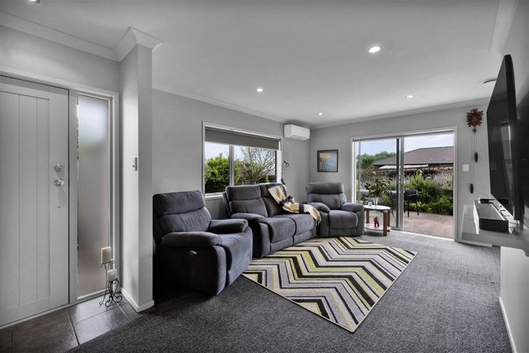 Photo of property in 54 Penrod Drive, Bell Block, New Plymouth, 4312