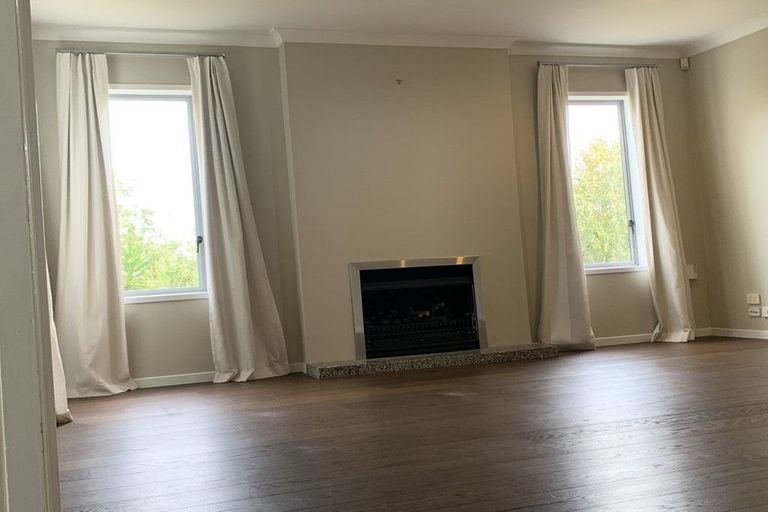 Photo of property in 8 Baverstock Road, Flat Bush, Auckland, 2016