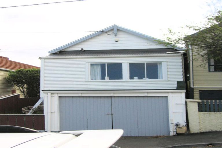 Photo of property in 15 Milton Street, Berhampore, Wellington, 6023