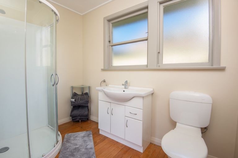 Photo of property in 10 Shand Street, Green Island, Dunedin, 9018