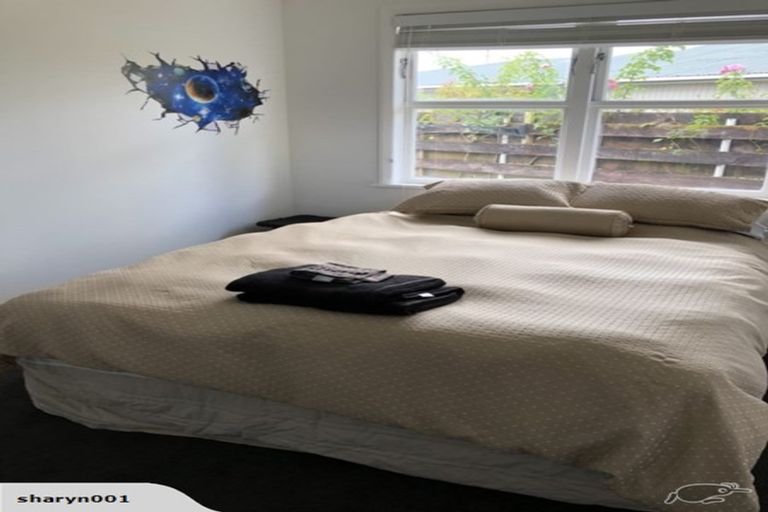 Photo of property in 43b Abraham Crescent, Milson, Palmerston North, 4414