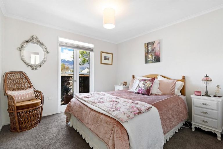 Photo of property in 80 Devon Street, Arrowtown, 9302