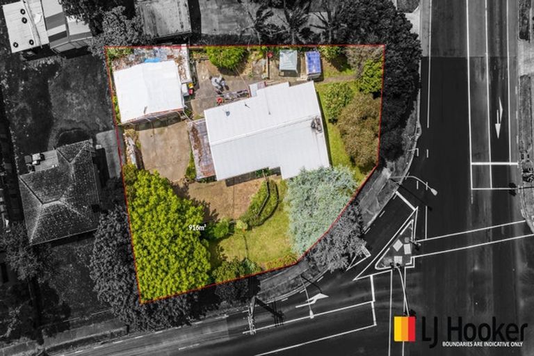 Photo of property in 200 Robertson Road, Mangere East, Auckland, 2024