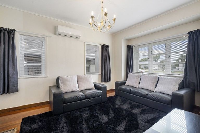 Photo of property in 162 Cook Street, West End, Palmerston North, 4410