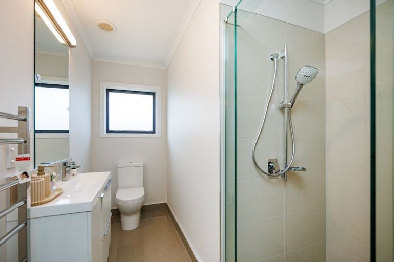 Photo of property in 18 Thomson Street, West End, Palmerston North, 4412