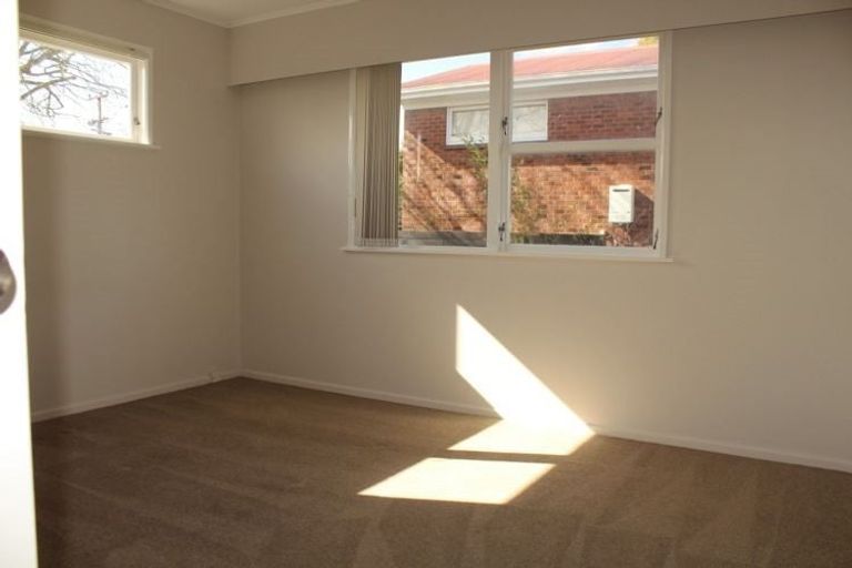 Photo of property in 123 Sandspit Road, Shelly Park, Auckland, 2014