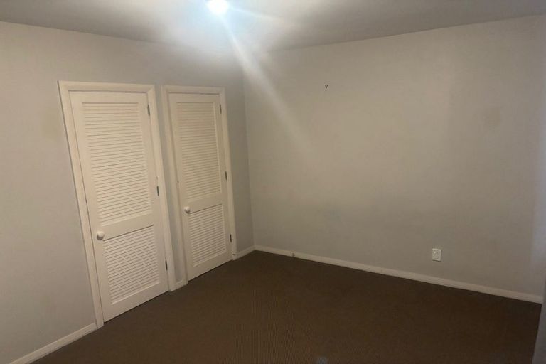 Photo of property in 8 Auburn Avenue, Upper Riccarton, Christchurch, 8041