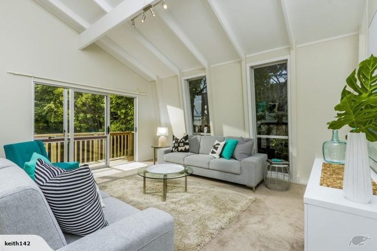 Photo of property in 8 Dakota Avenue, Beach Haven, Auckland, 0626