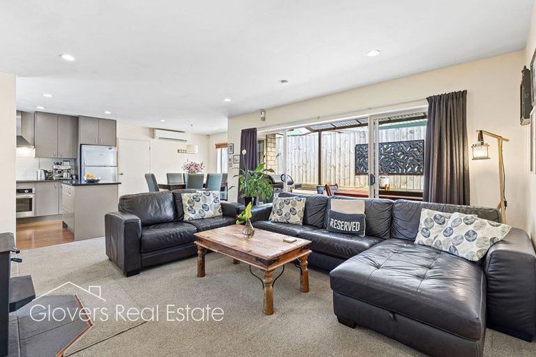 Photo of property in 2b Matama Road, Glen Eden, Auckland, 0602