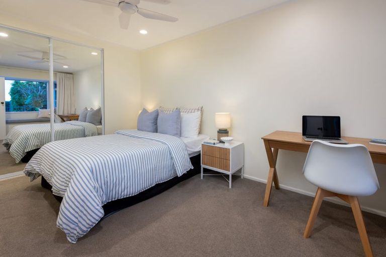 Photo of property in 147 Churchill Road, Rothesay Bay, Auckland, 0630