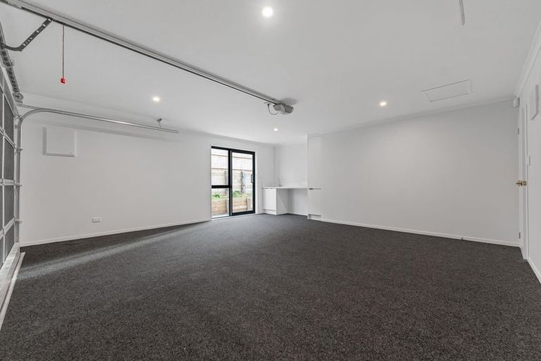 Photo of property in 13 Viv Green Place, Pokeno, 2402