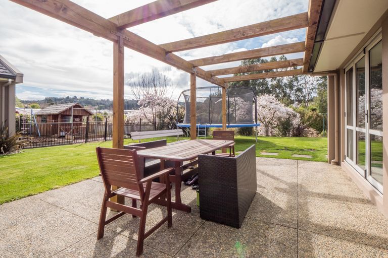 Photo of property in 37 Duxford Crescent, Fairfield, Dunedin, 9018