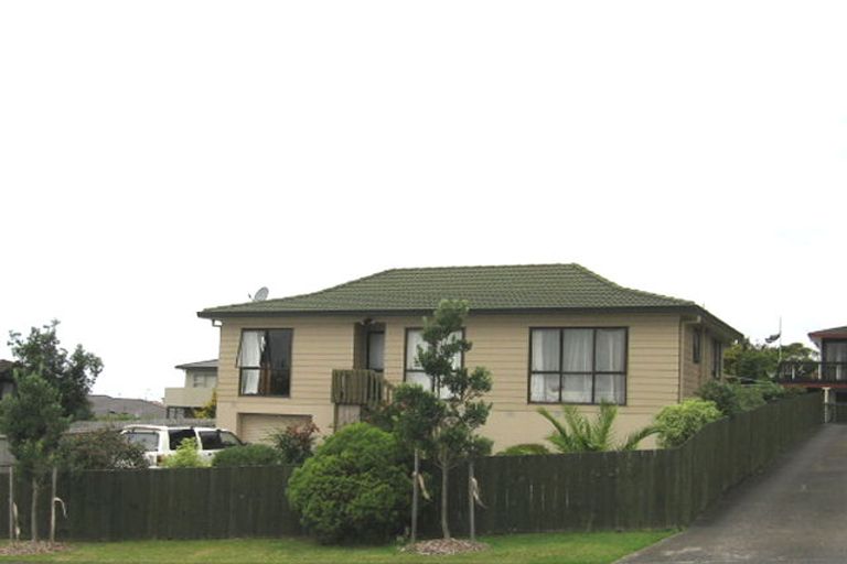 Photo of property in 7 Hassan Drive, Massey, Auckland, 0614