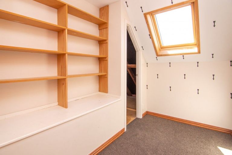 Photo of property in 417a Ruahine Street, Terrace End, Palmerston North, 4410