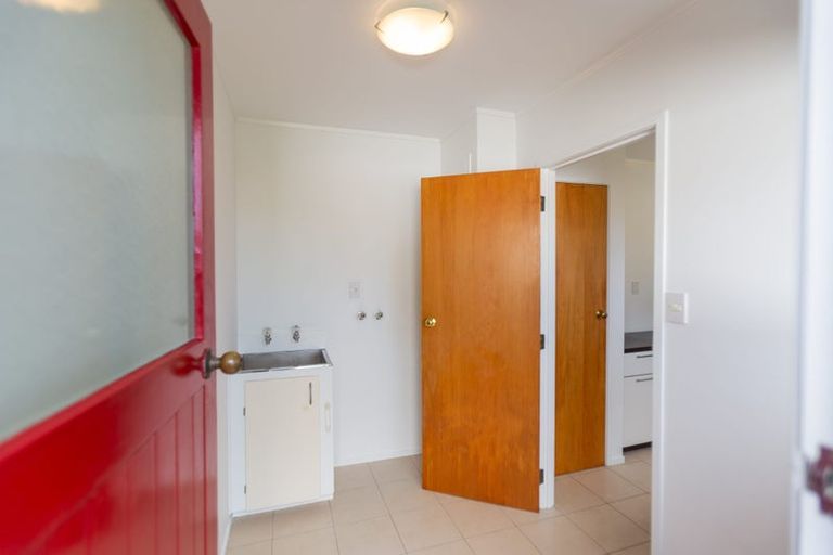 Photo of property in 1396 Whangaparaoa Road, Army Bay, Whangaparaoa, 0930