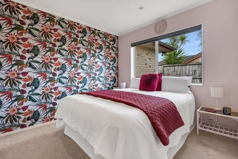 Photo of property in 27 Richfield Crescent, Westgate, Auckland, 0614