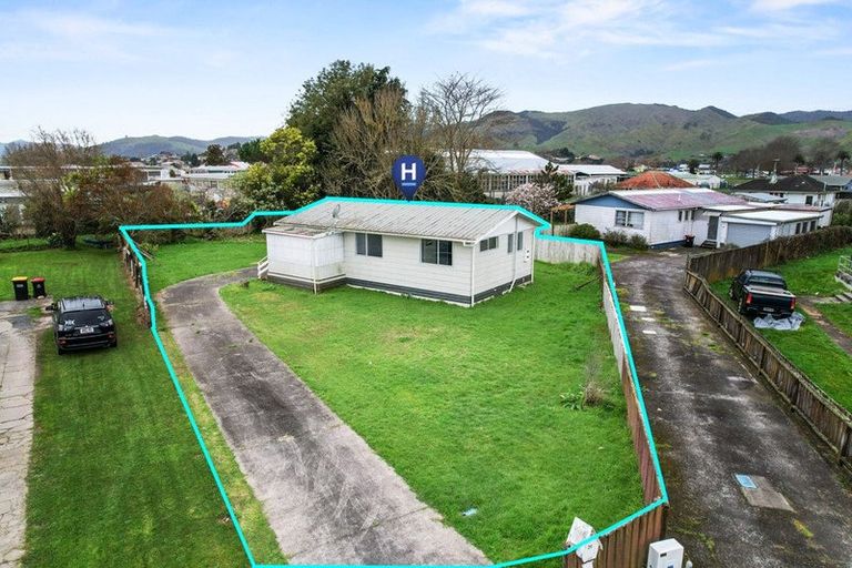 Photo of property in 20 Menzies Place, Paeroa, 3600