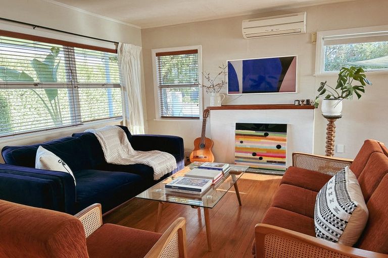 Photo of property in 104 Parkers Road, Tahunanui, Nelson, 7011