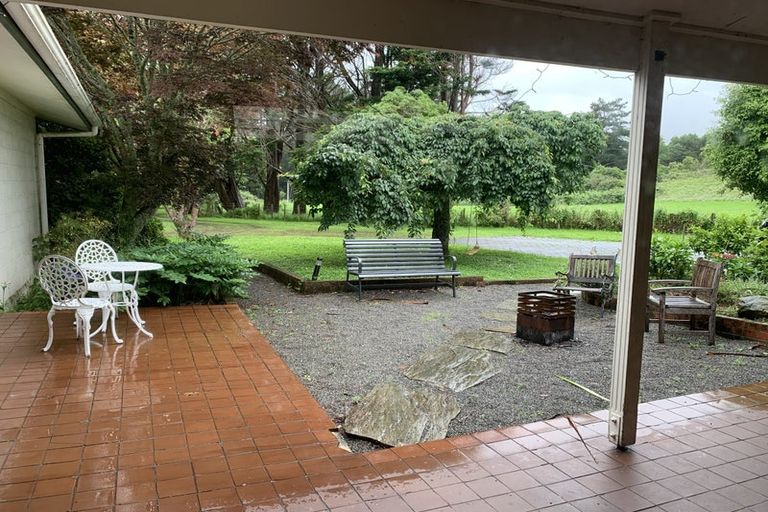 Photo of property in 76 Rangiora Road, Reikorangi, Waikanae, 5391