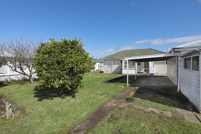 Photo of property in 19 Churchill Avenue, Feilding, 4702