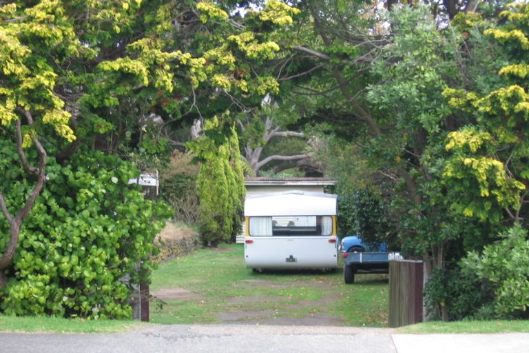 Photo of property in 32-34 Ocean Road, Paraparaumu Beach, Paraparaumu, 5032