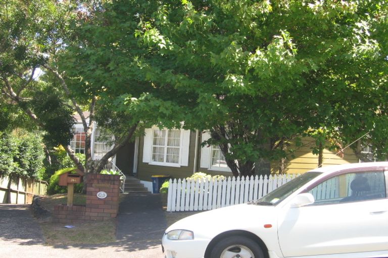 Photo of property in 31 Gladys Avenue, Glenfield, Auckland, 0629