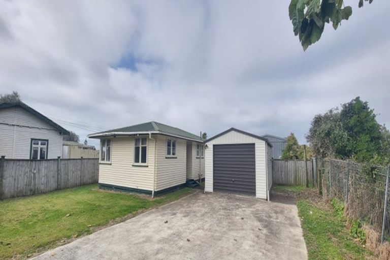 Photo of property in 22 Westney Road, Mangere, Auckland, 2022