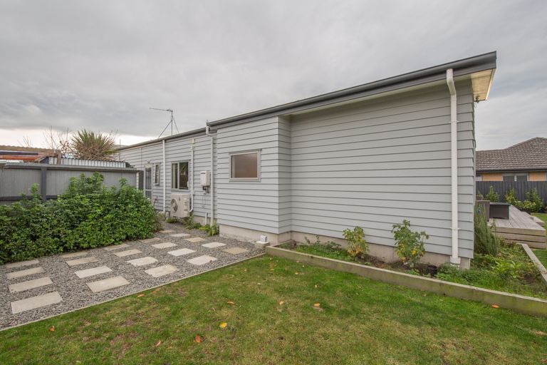Photo of property in 175b Palmers Road, New Brighton, Christchurch, 8083