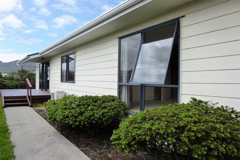 Photo of property in 11 Blake Street, Blaketown, Greymouth, 7805