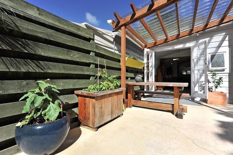 Photo of property in 188 Aro Street, Aro Valley, Wellington, 6021