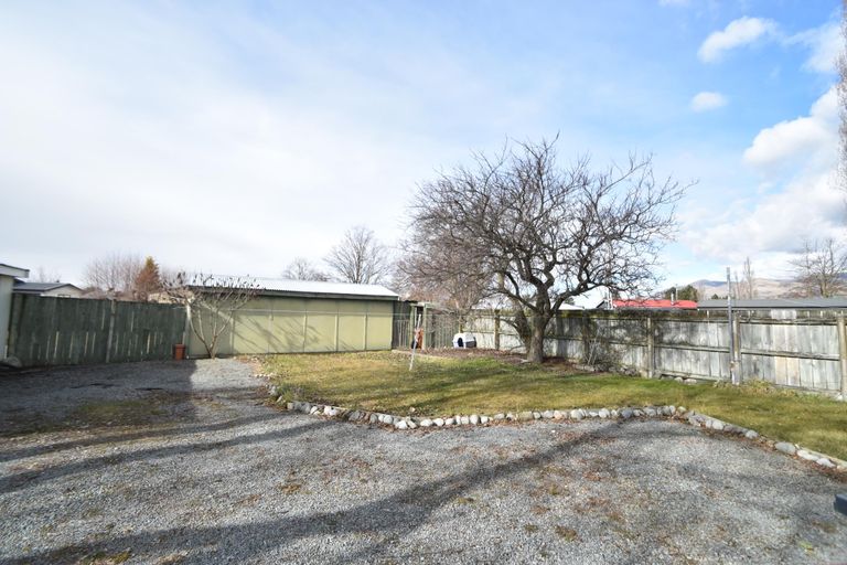 Photo of property in 20 Mackenzie Drive, Twizel, 7901