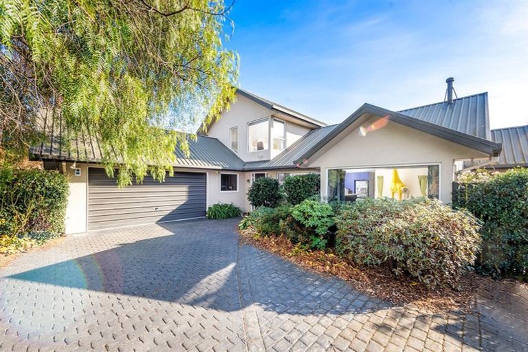 Photo of property in 5 Shanaway Close, Halswell, Christchurch, 8025