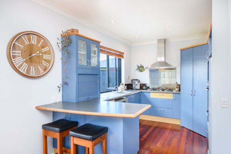 Photo of property in 8 Almond Grove, Feilding, 4702