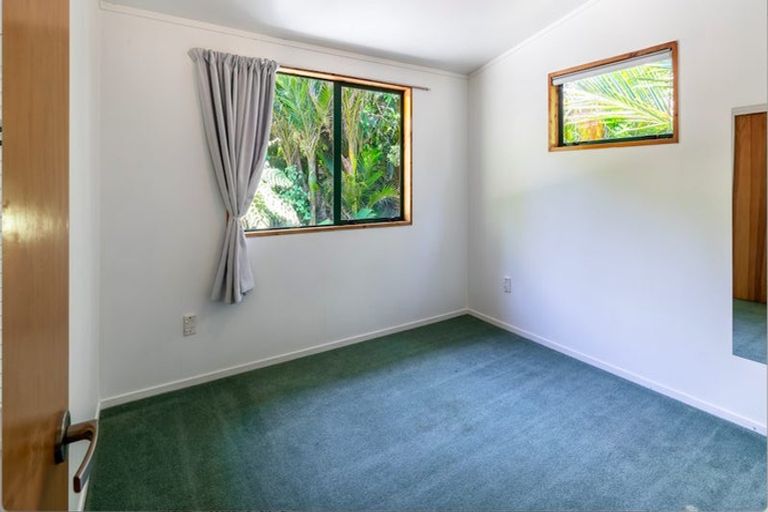 Photo of property in 86 Wood Bay Road, Titirangi, Auckland, 0604