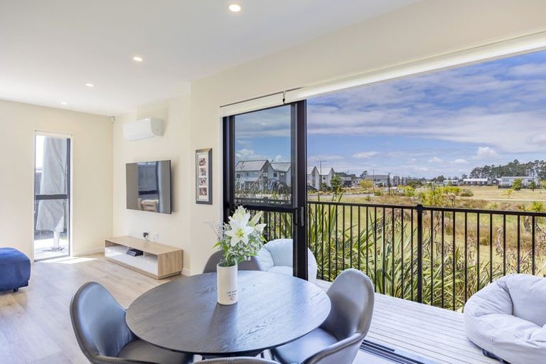 Photo of property in 72 Podgora Avenue, Huapai, Kumeu, 0810