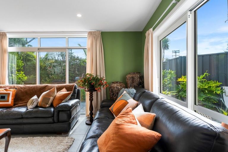 Photo of property in 35 Waione Avenue, Athenree, Waihi Beach, 3177