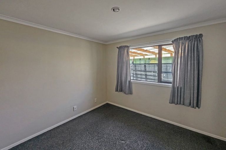 Photo of property in 9a George Street, Stokes Valley, Lower Hutt, 5019