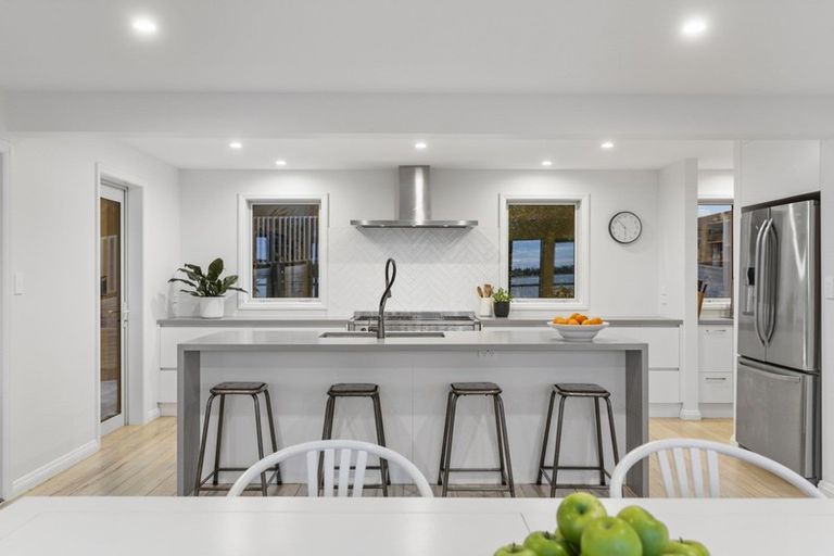 Photo of property in 369 Clifton Road, Whitford, Howick, 2571